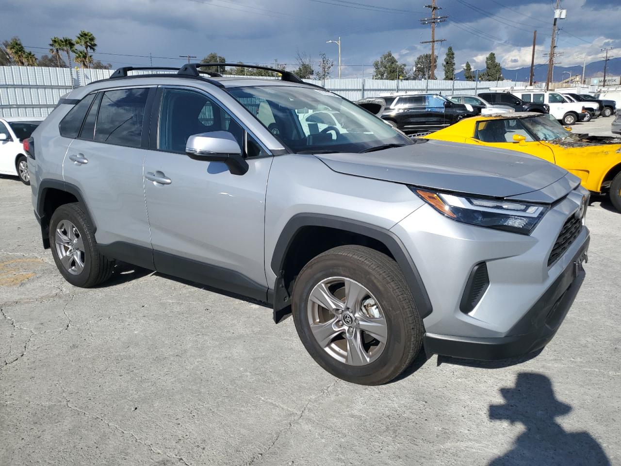 2023 Toyota RAV 4 - Image 4