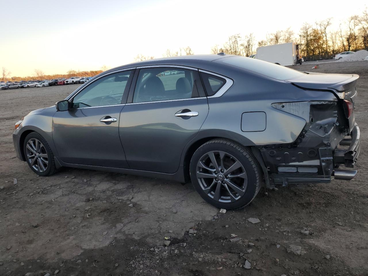 2018 Nissan Altima - Image 2