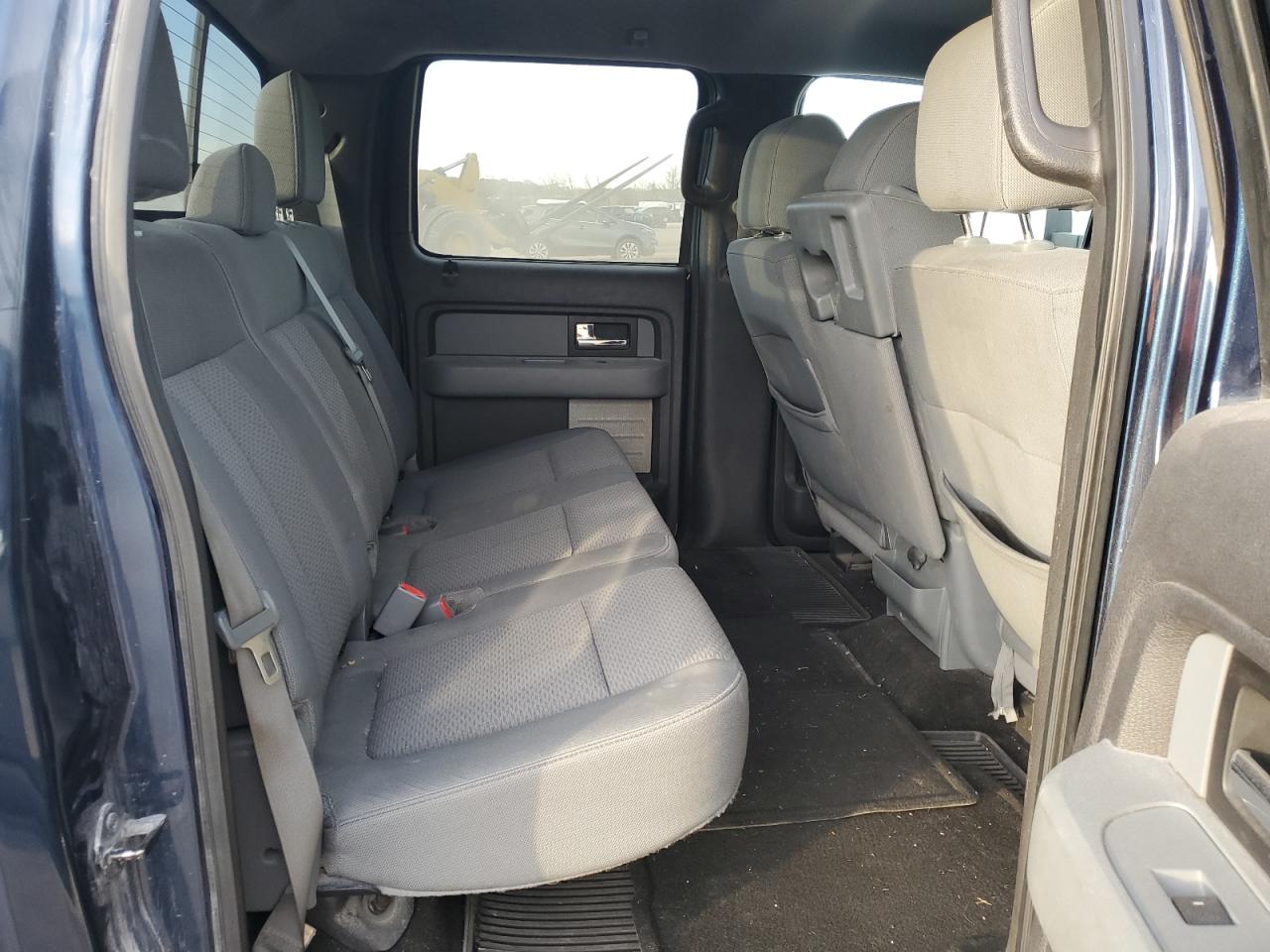 2013 Ford F-150 - Image 10