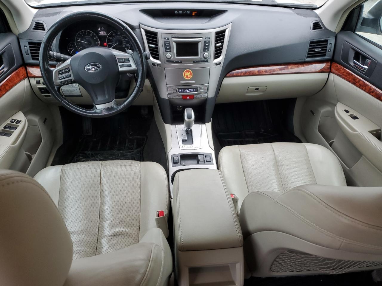 2012 Subaru Outback - Image 8