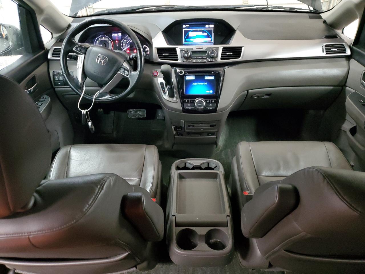 2015 Honda Odyssey - Image 8