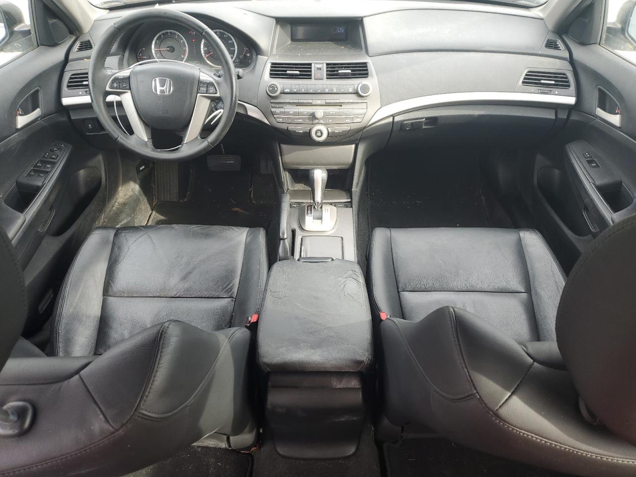 2011 Honda Accord - Image 8