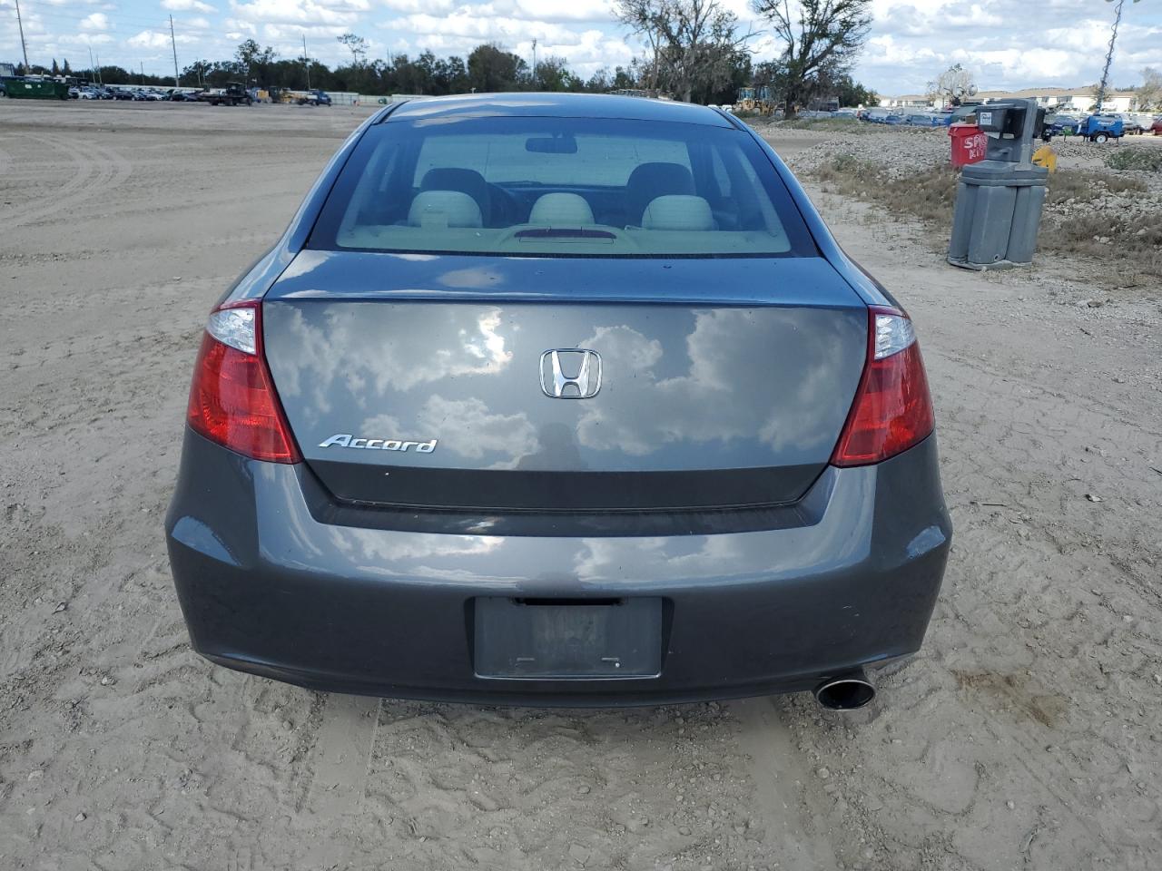 2009 Honda Accord Ex VIN: 1HGCS12739A025541 Lot: 75470884