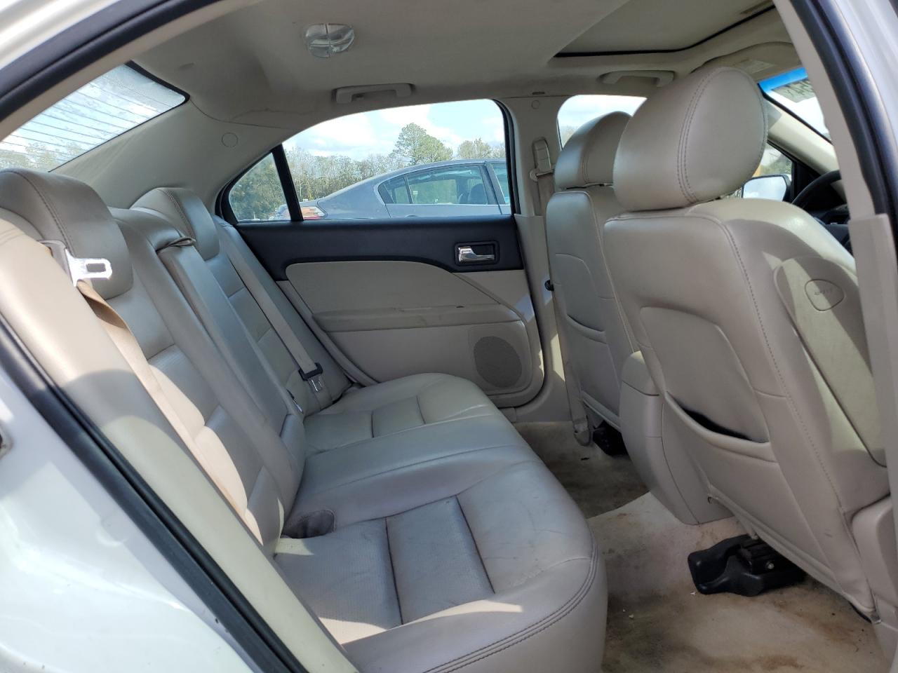 2008 Ford Fusion - Image 10