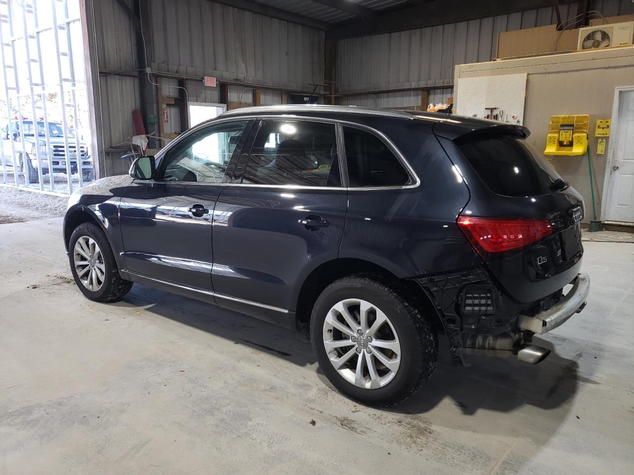 2013 Audi Q5 - Image 2