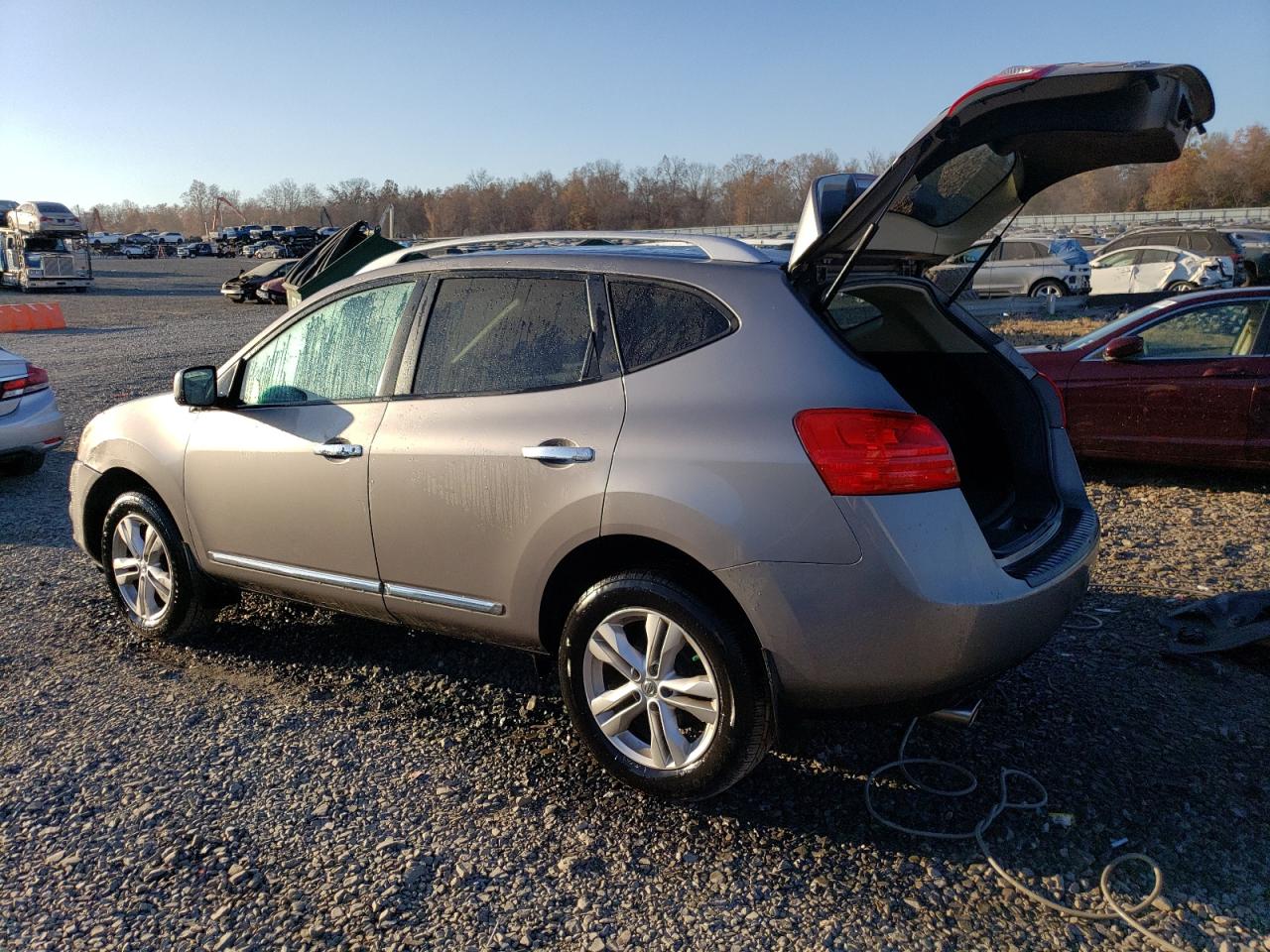 2012 Nissan Rogue - Image 2