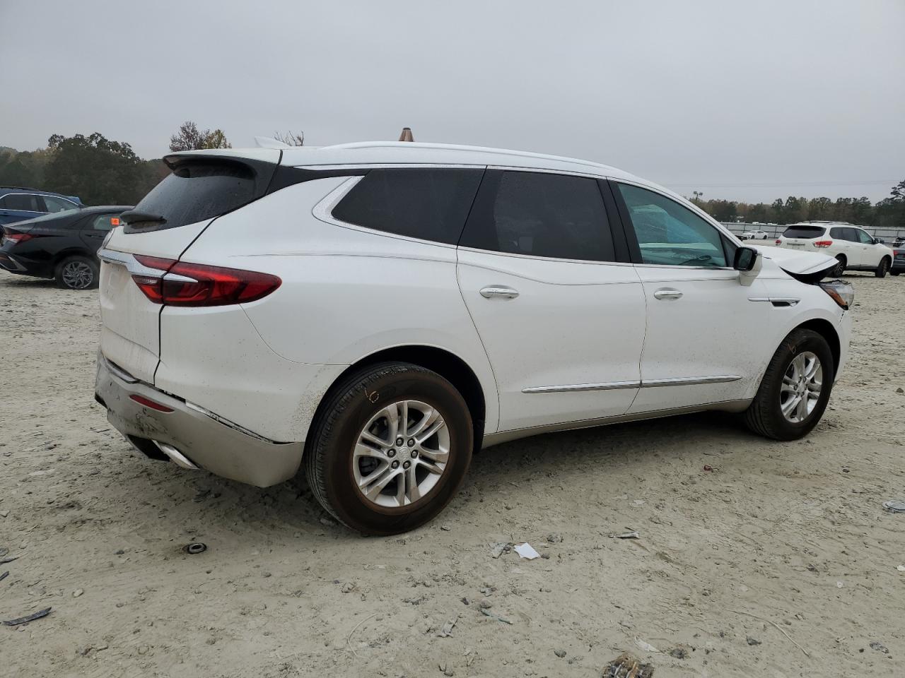 2021 Buick Enclave - Image 3