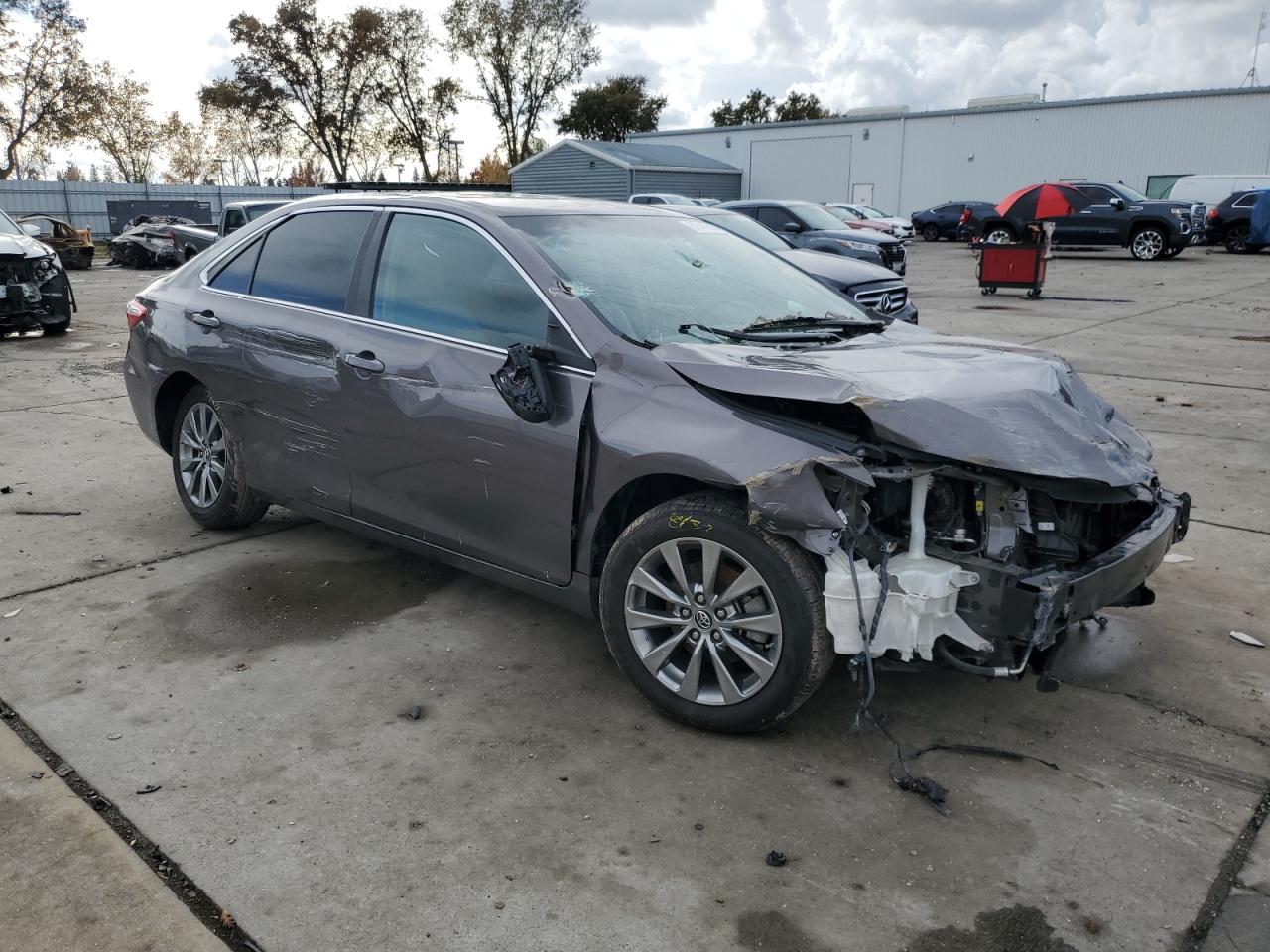 2015 Toyota Camry - Image 4