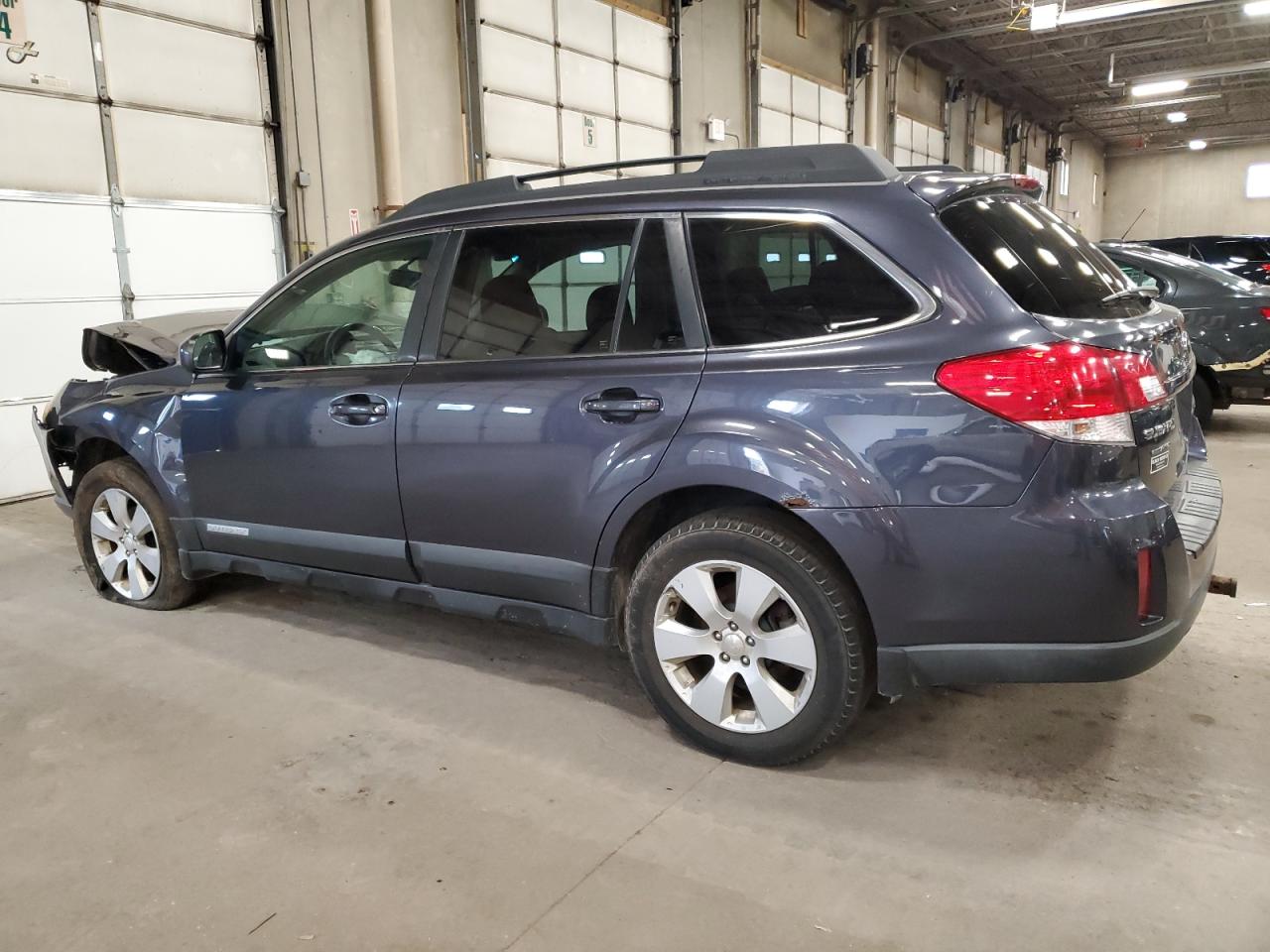2010 Subaru Outback - Image 2
