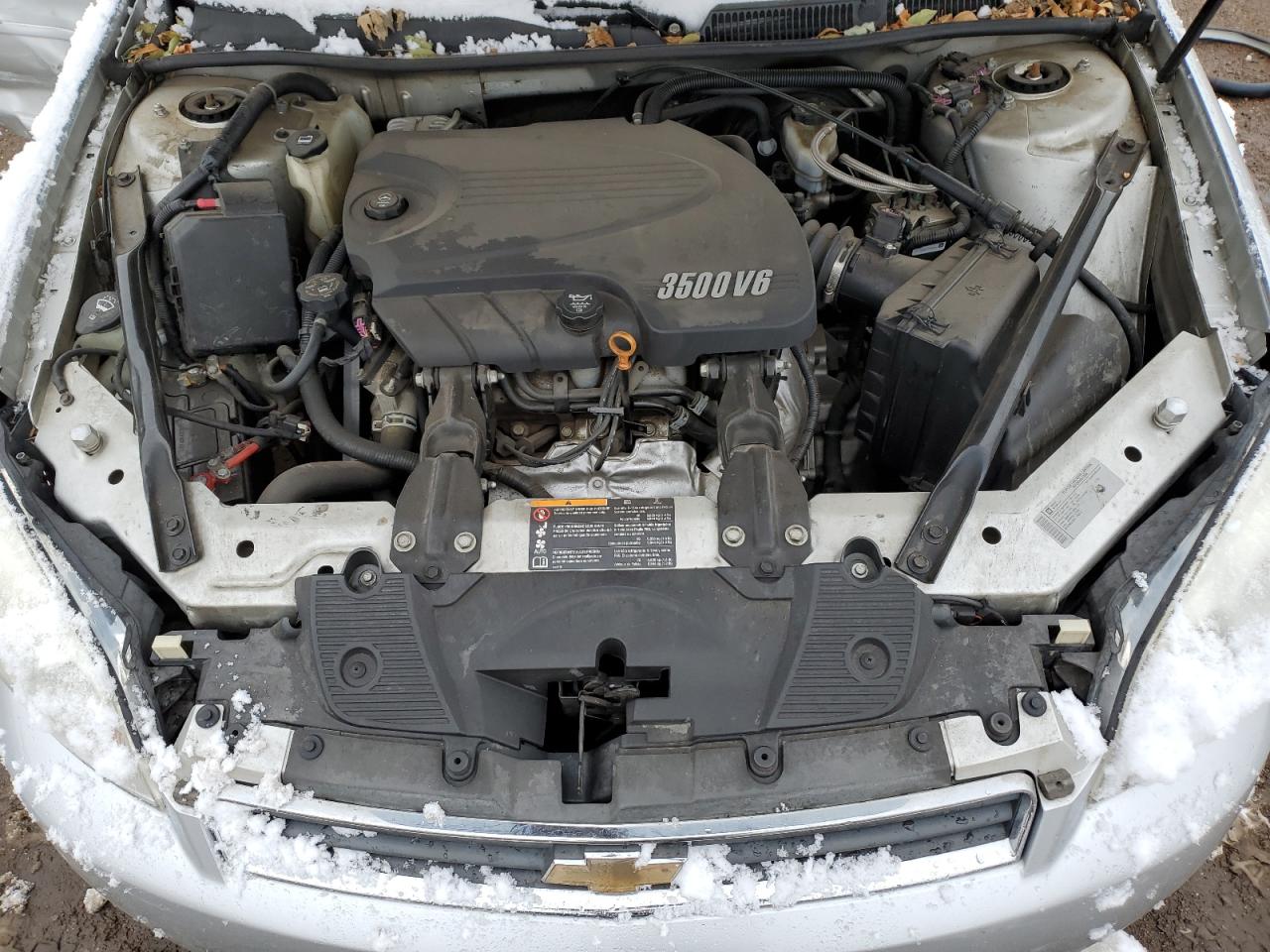 2011 Chevrolet Impala - Image 12