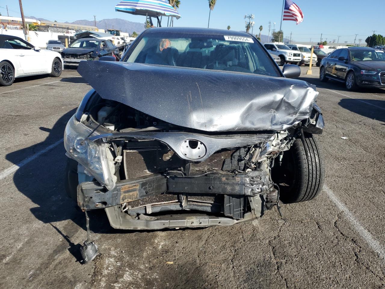 2010 Toyota Camry - Image 5