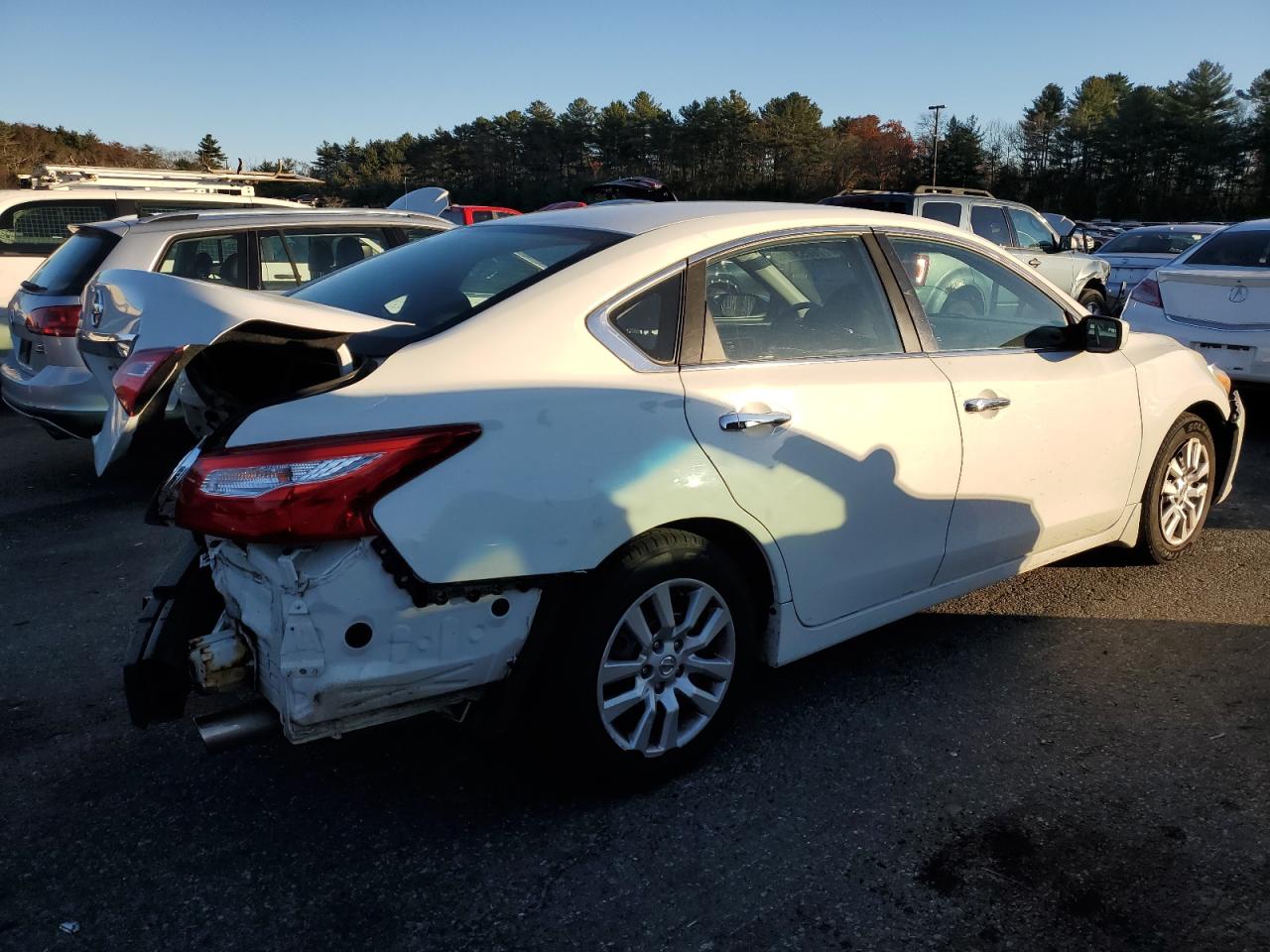 2016 Nissan Altima - Image 3