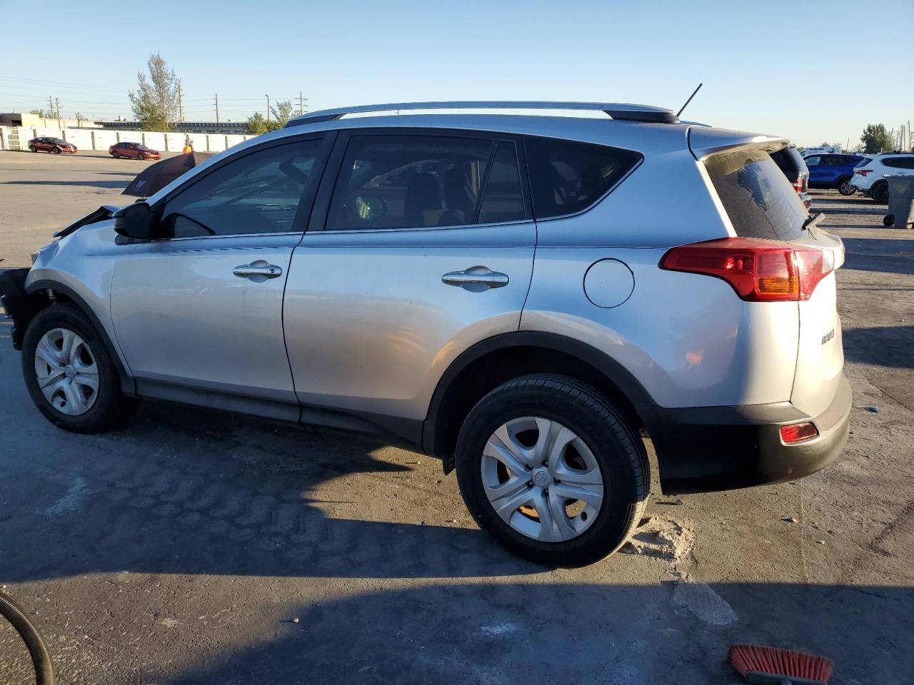 2013 Toyota RAV 4 - Image 2