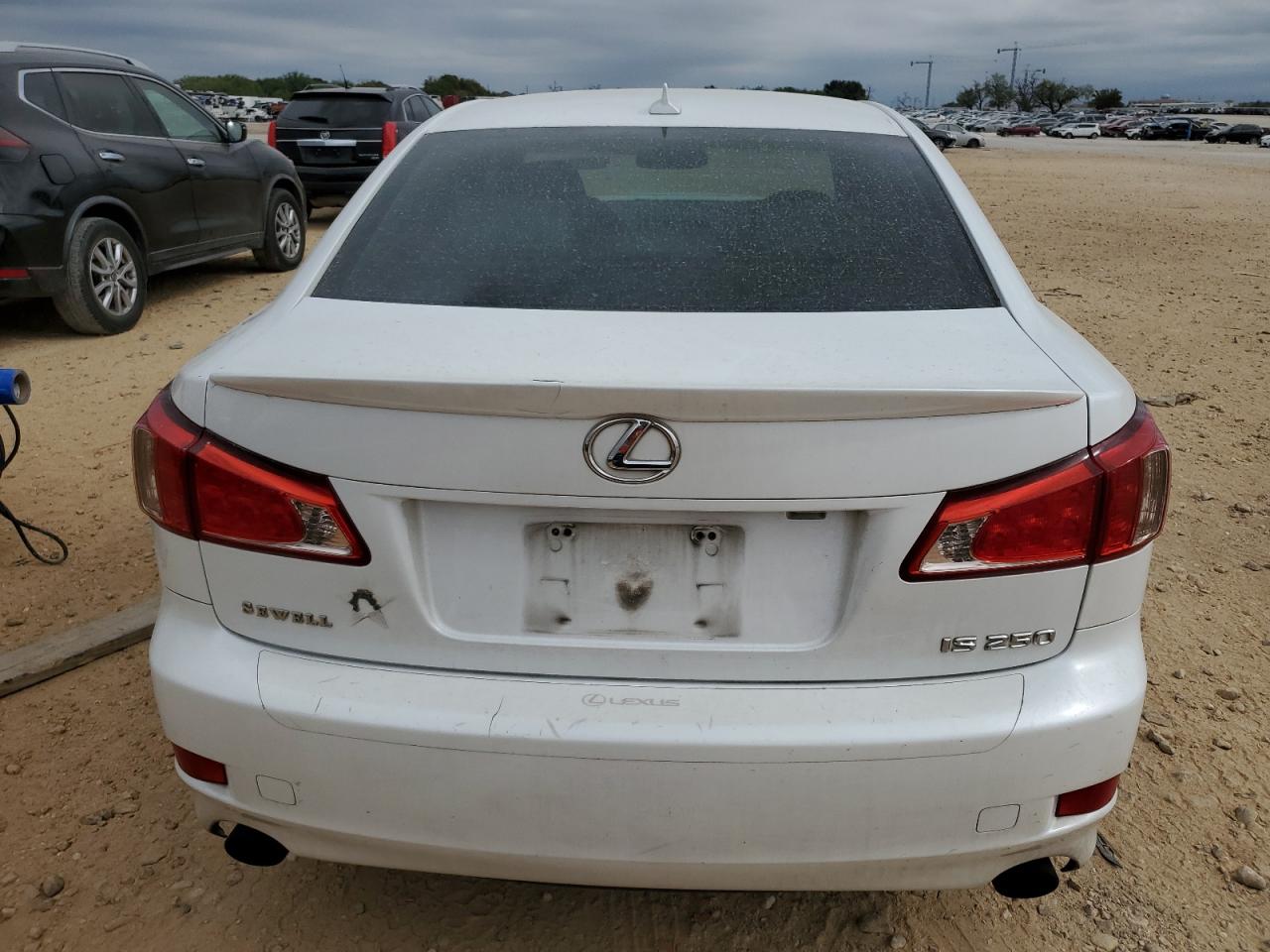 JTHBF5C23B5138377 2011 Lexus Is 250