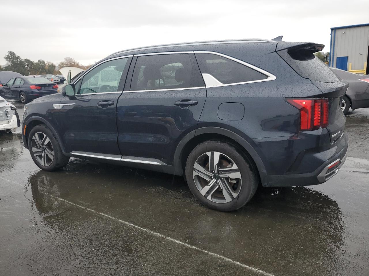 2023 Kia Sorento - Image 2