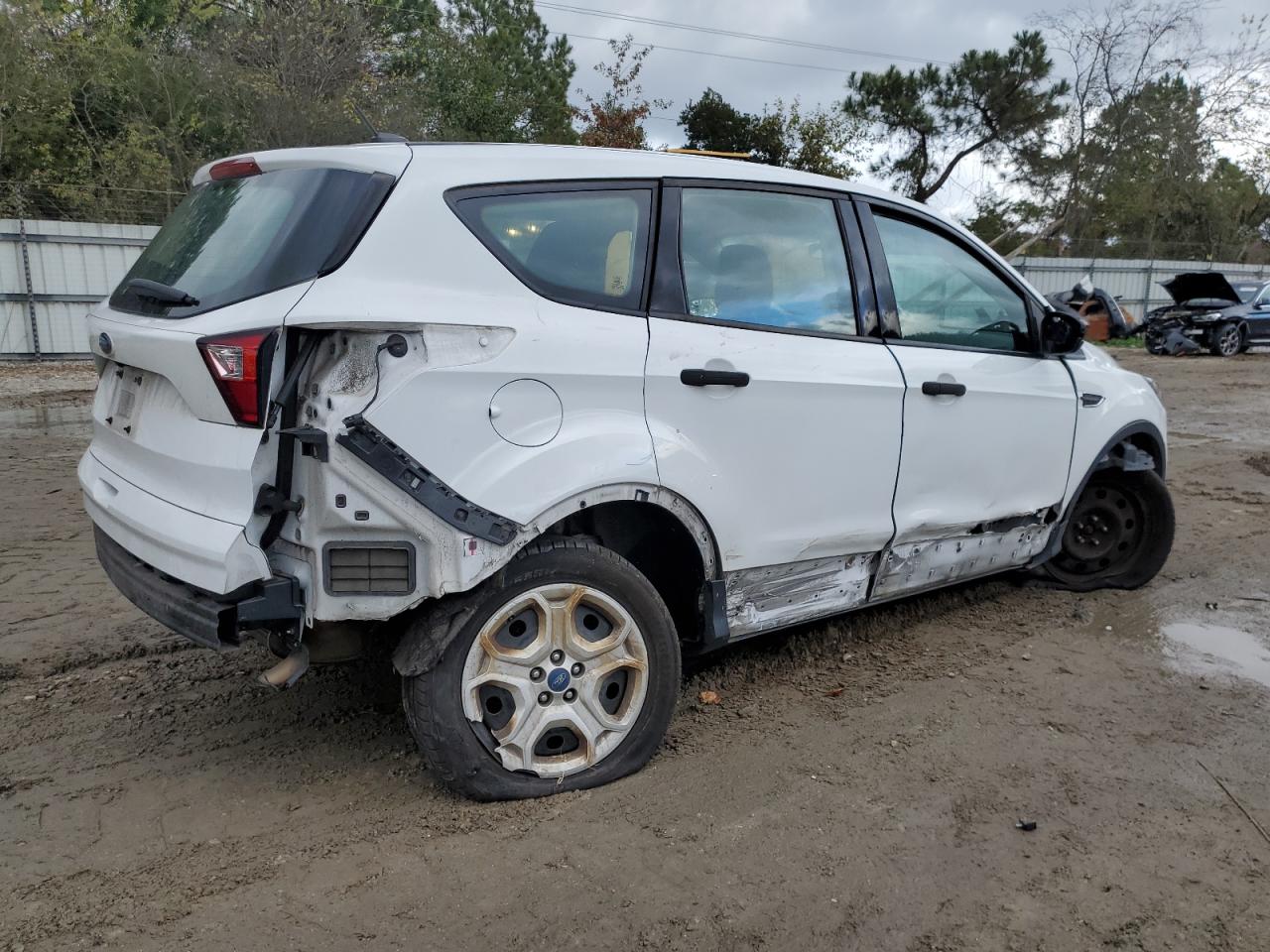 2019 Ford Escape - Image 3