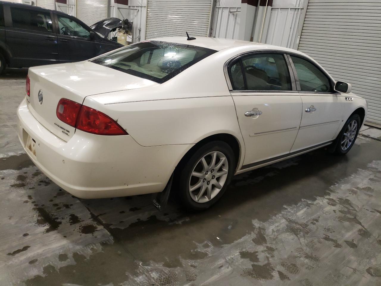 2008 Buick Lucerne - Image 3