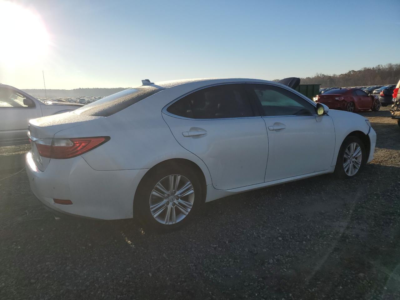 2014 Lexus ES - Image 3