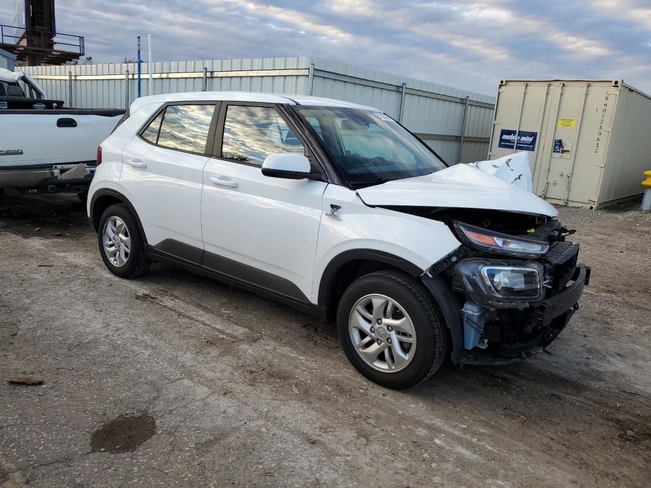2021 Hyundai Venue - Image 4