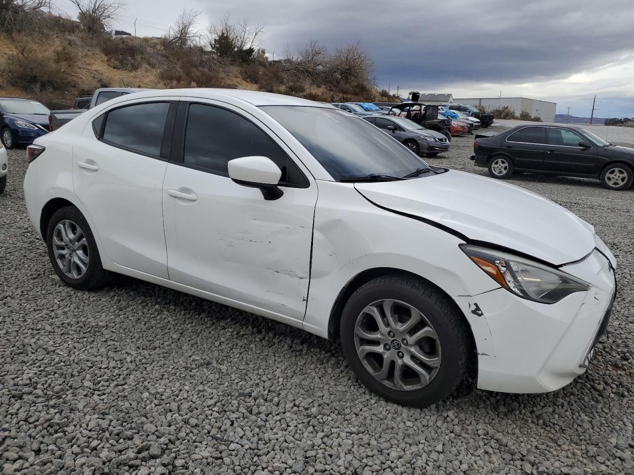 2018 Toyota Yaris - Image 4