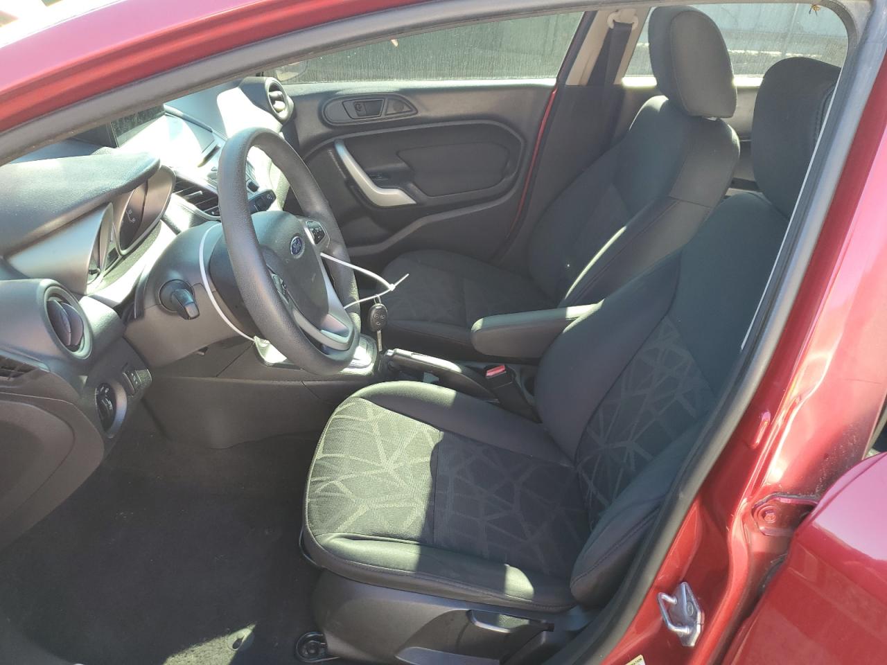 2012 Ford Fiesta - Image 7