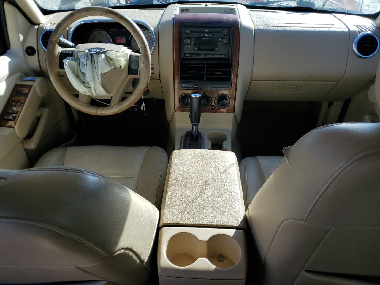 2006 Ford Explorer - Image 8