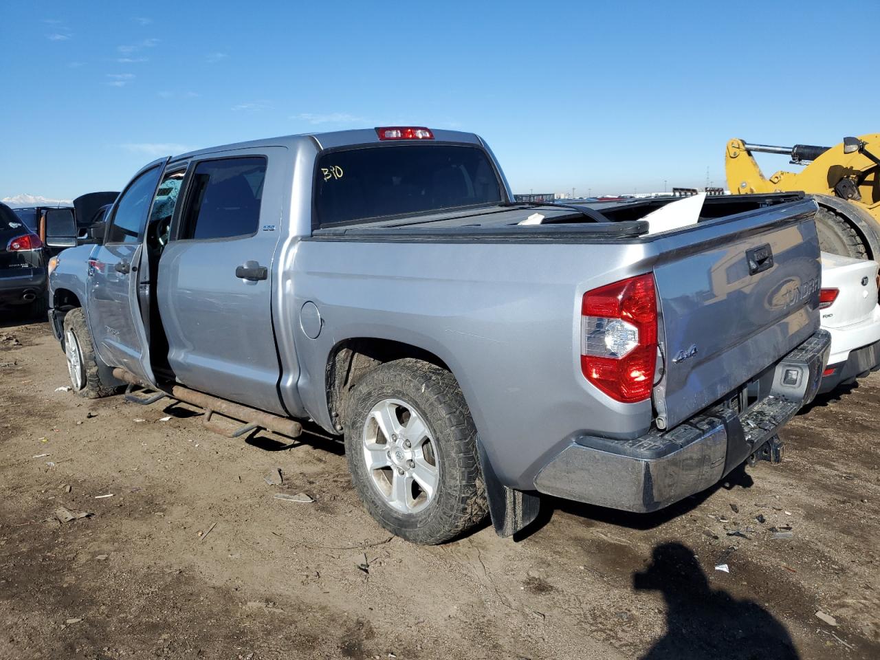 VIN 5TFDW5F14HX611231 2017 TOYOTA TUNDRA no.2