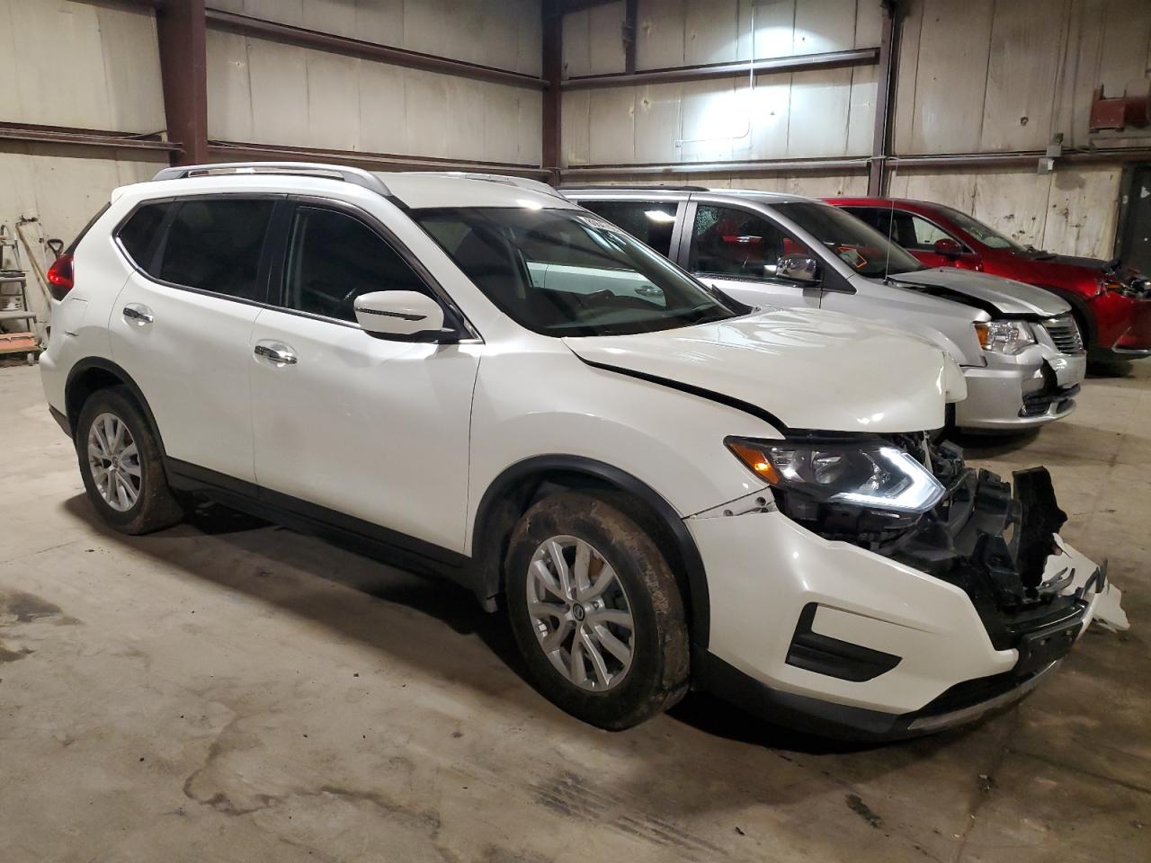 2018 Nissan Rogue - Image 4