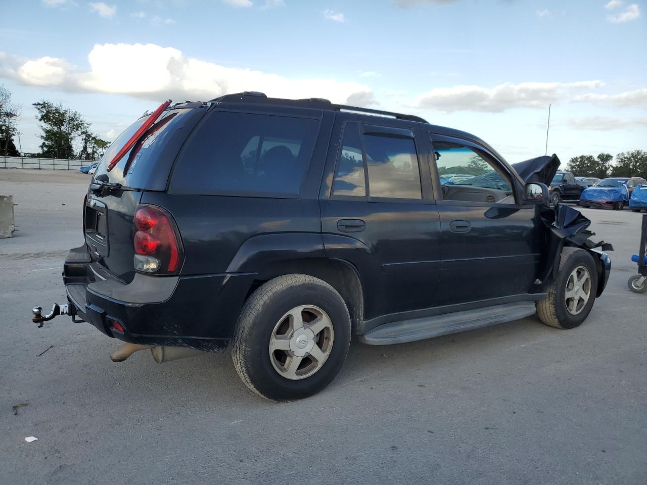 2006 Chevrolet TrailBlazer - Image 3