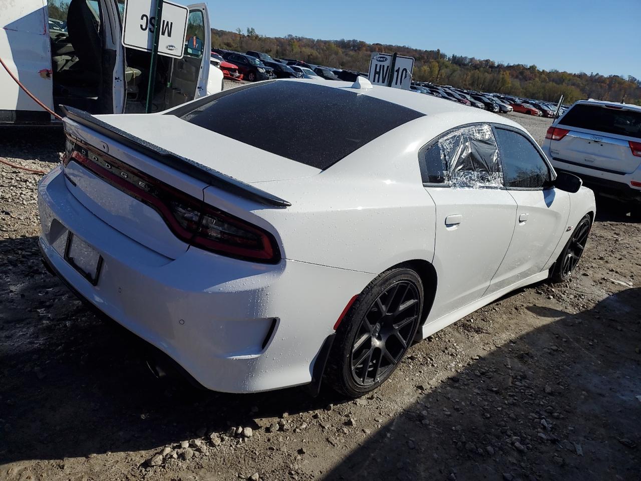 2017 Dodge Charger - Image 3