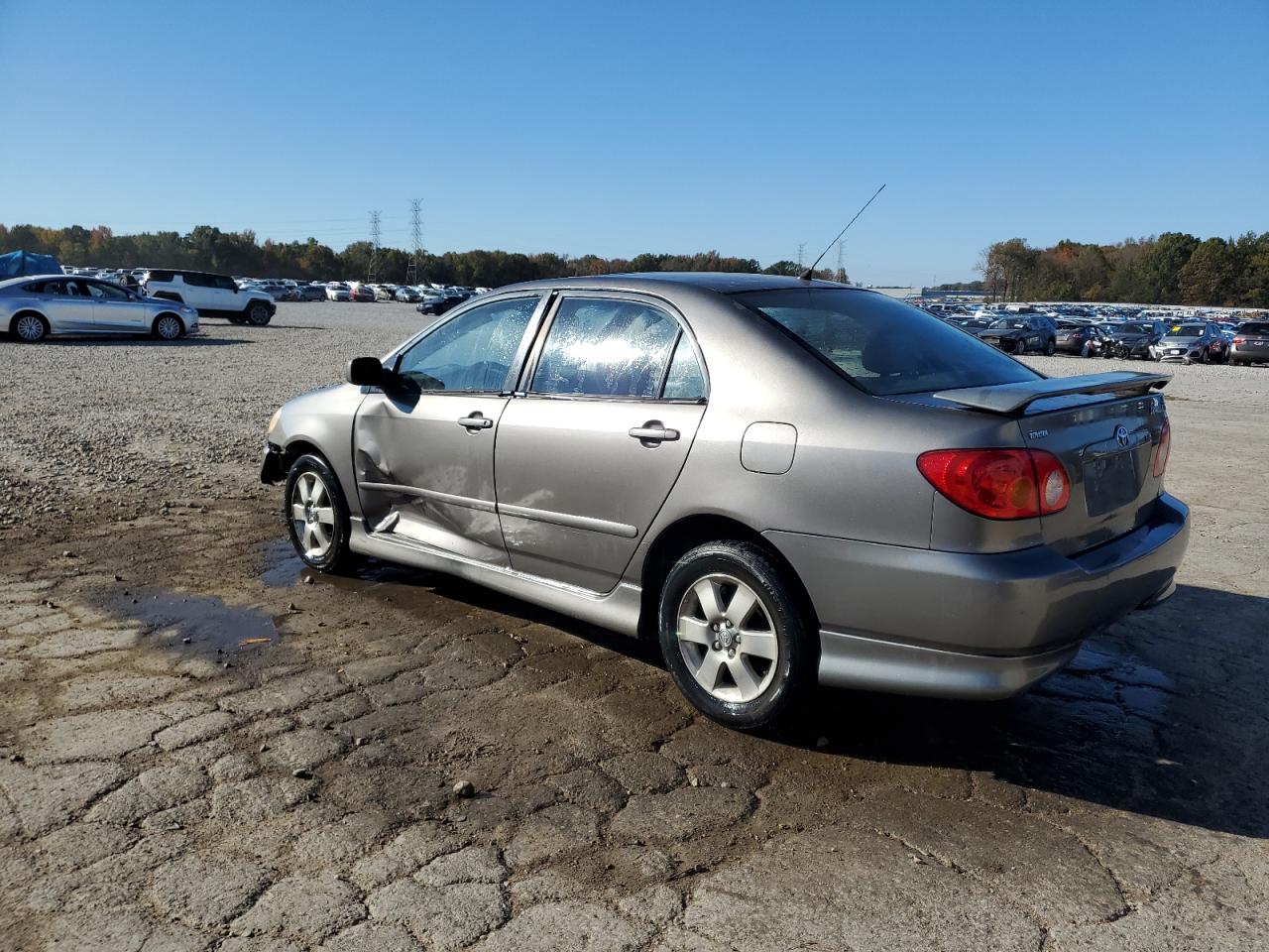 2004 Toyota Corolla - Image 2