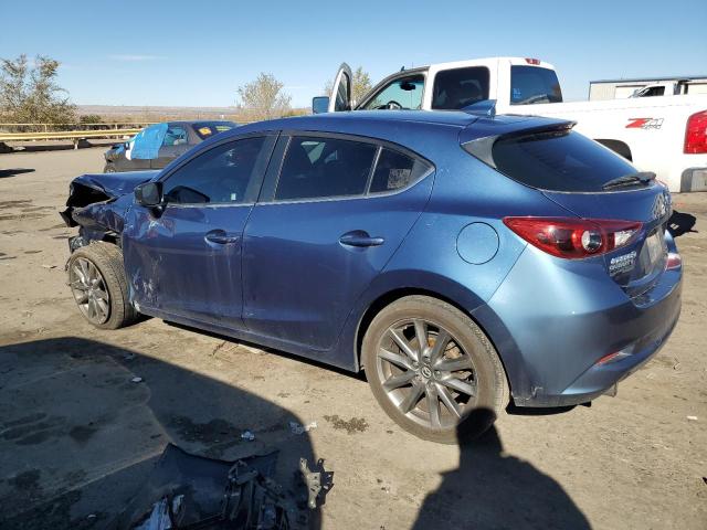  MAZDA 3 2018 Granatowy