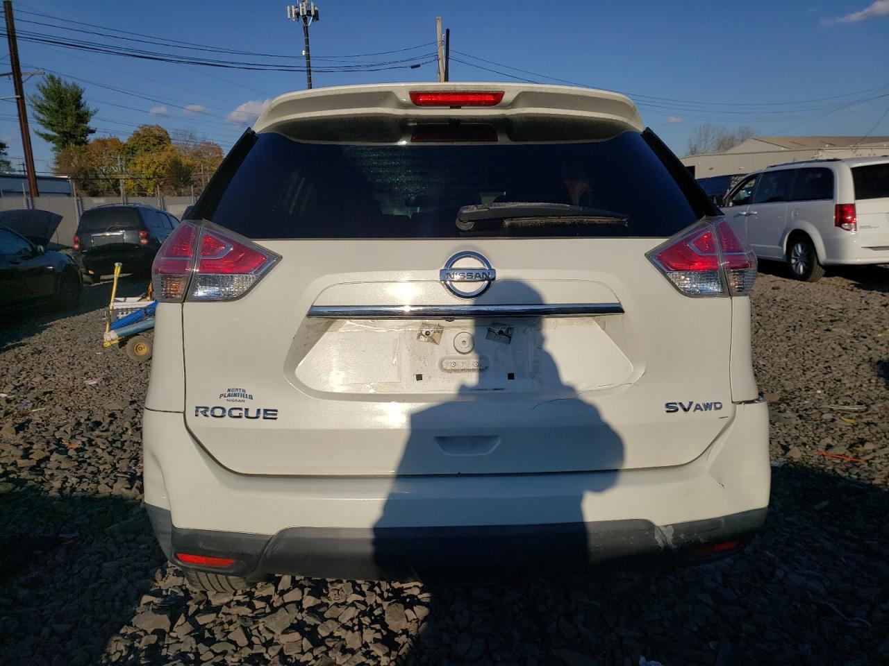 VIN 5N1AT2MV3FC764618 2015 NISSAN ROGUE no.6