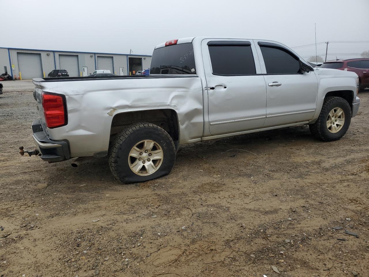 2015 Chevrolet Silverado - Image 3