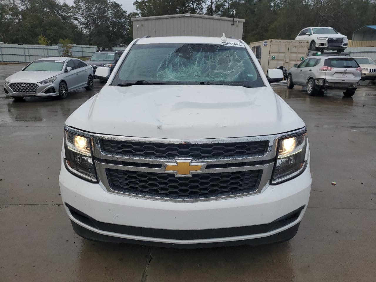 2019 Chevrolet Suburban - Image 5