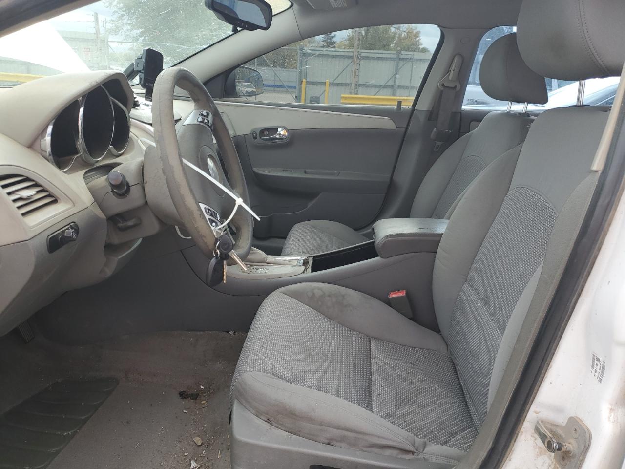 2011 Chevrolet Malibu - Image 7