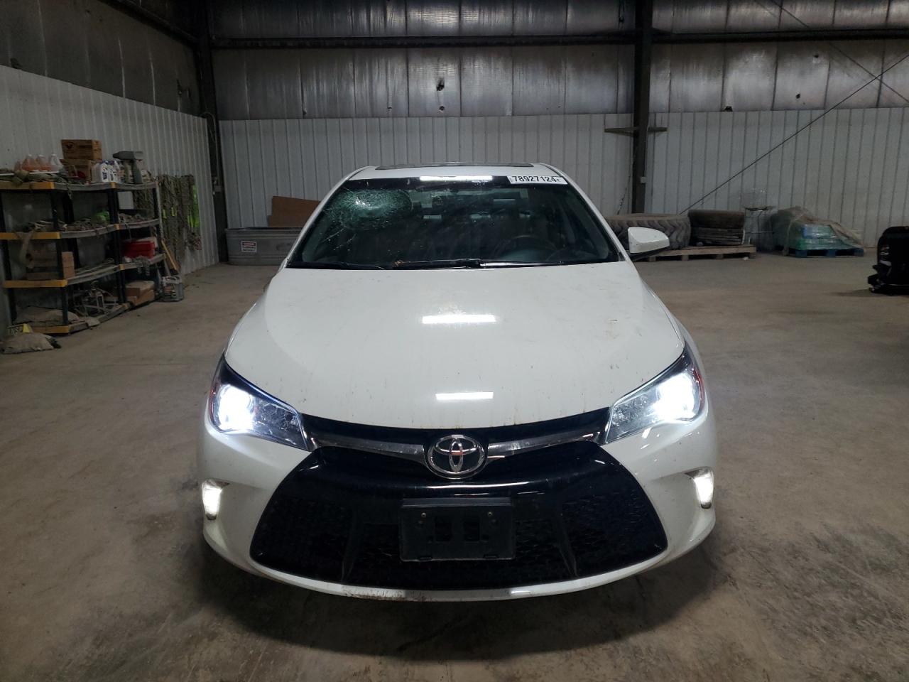 2017 Toyota Camry - Image 5