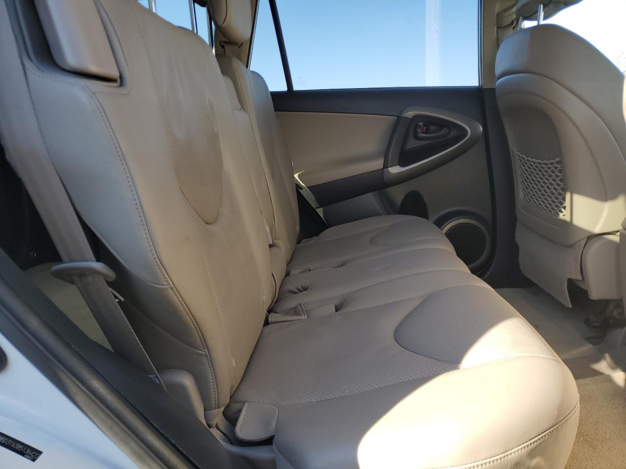 2008 Toyota RAV 4 - Image 11