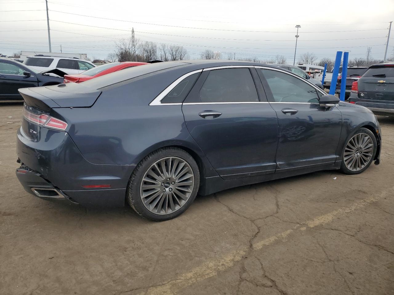 VIN 3LN6L2JK7DR828481 2013 LINCOLN MKZ no.3