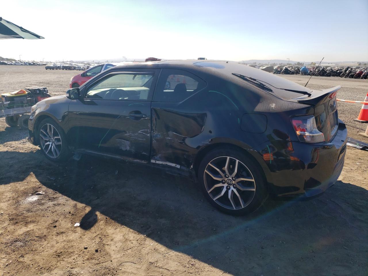 2016 Scion tC - Image 2