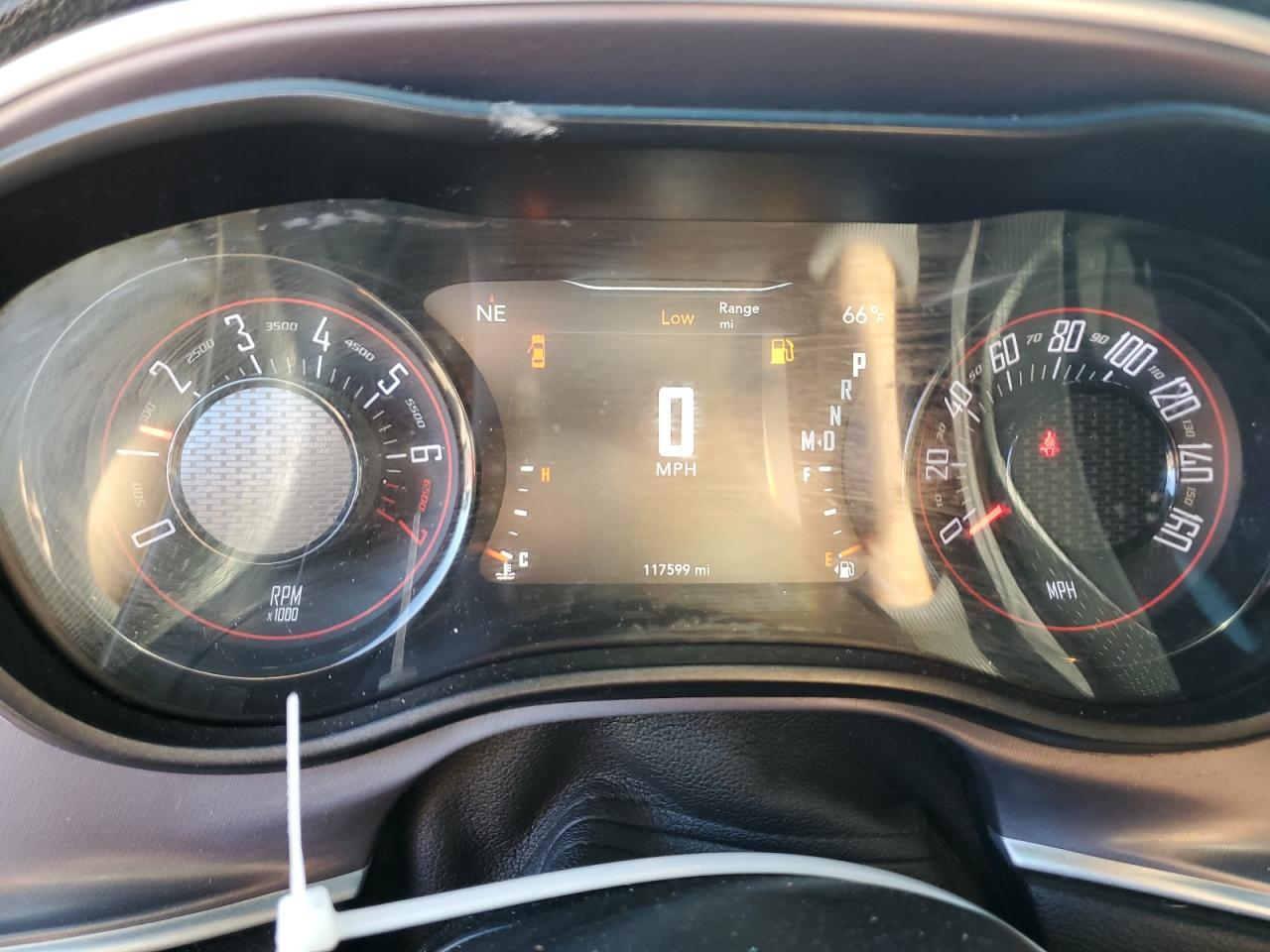 2019 Dodge Challenger - Image 9