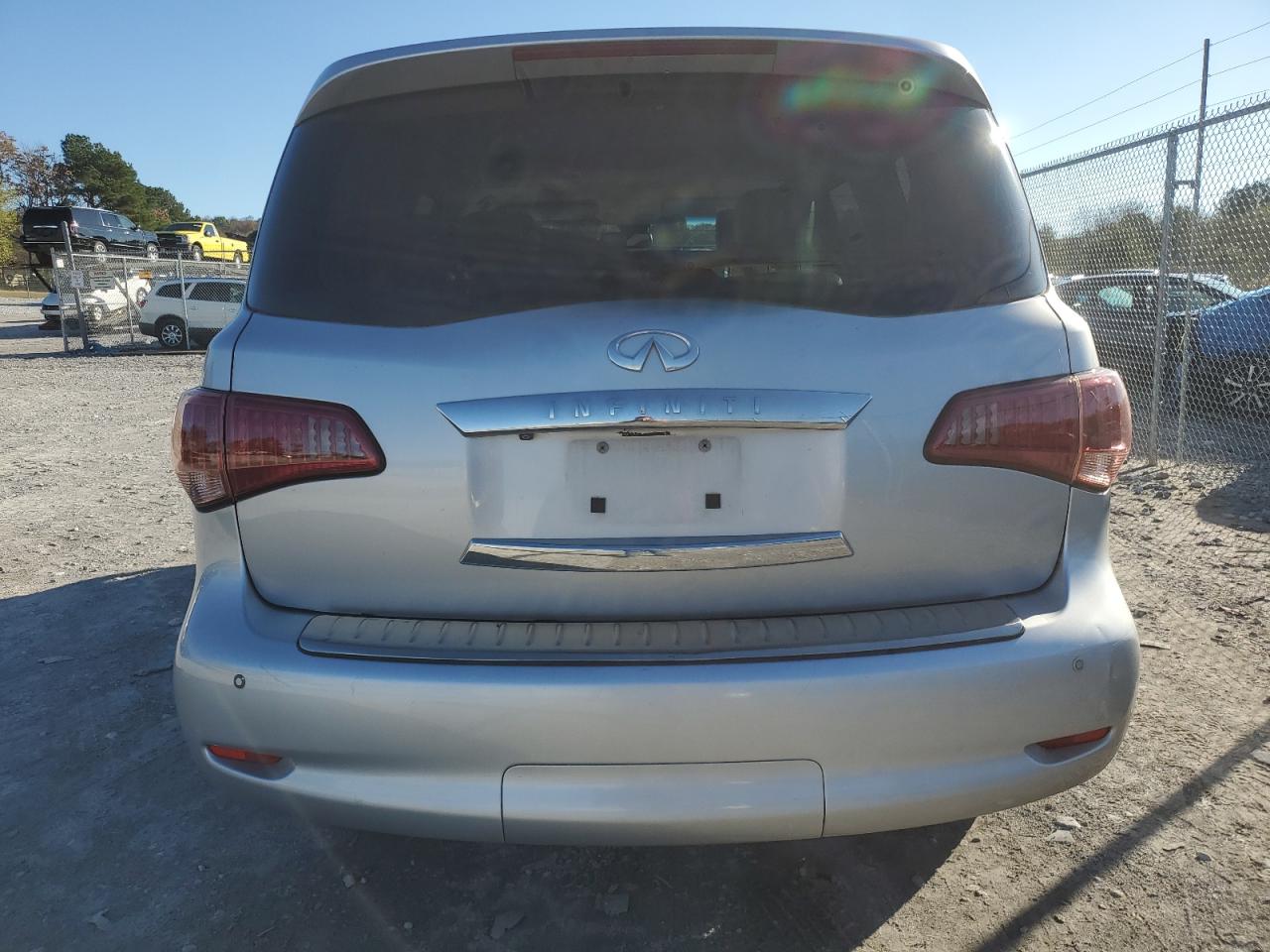 2012 Infiniti QX56 - Image 6