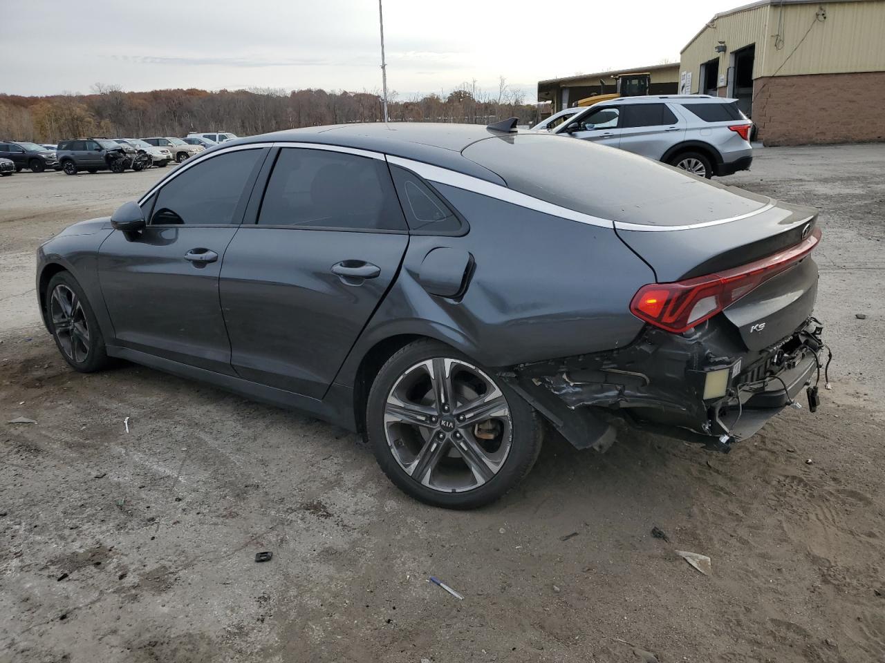 2021 Kia K5 - Image 2