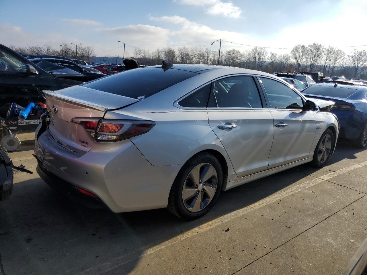 2016 Hyundai Sonata - Image 3