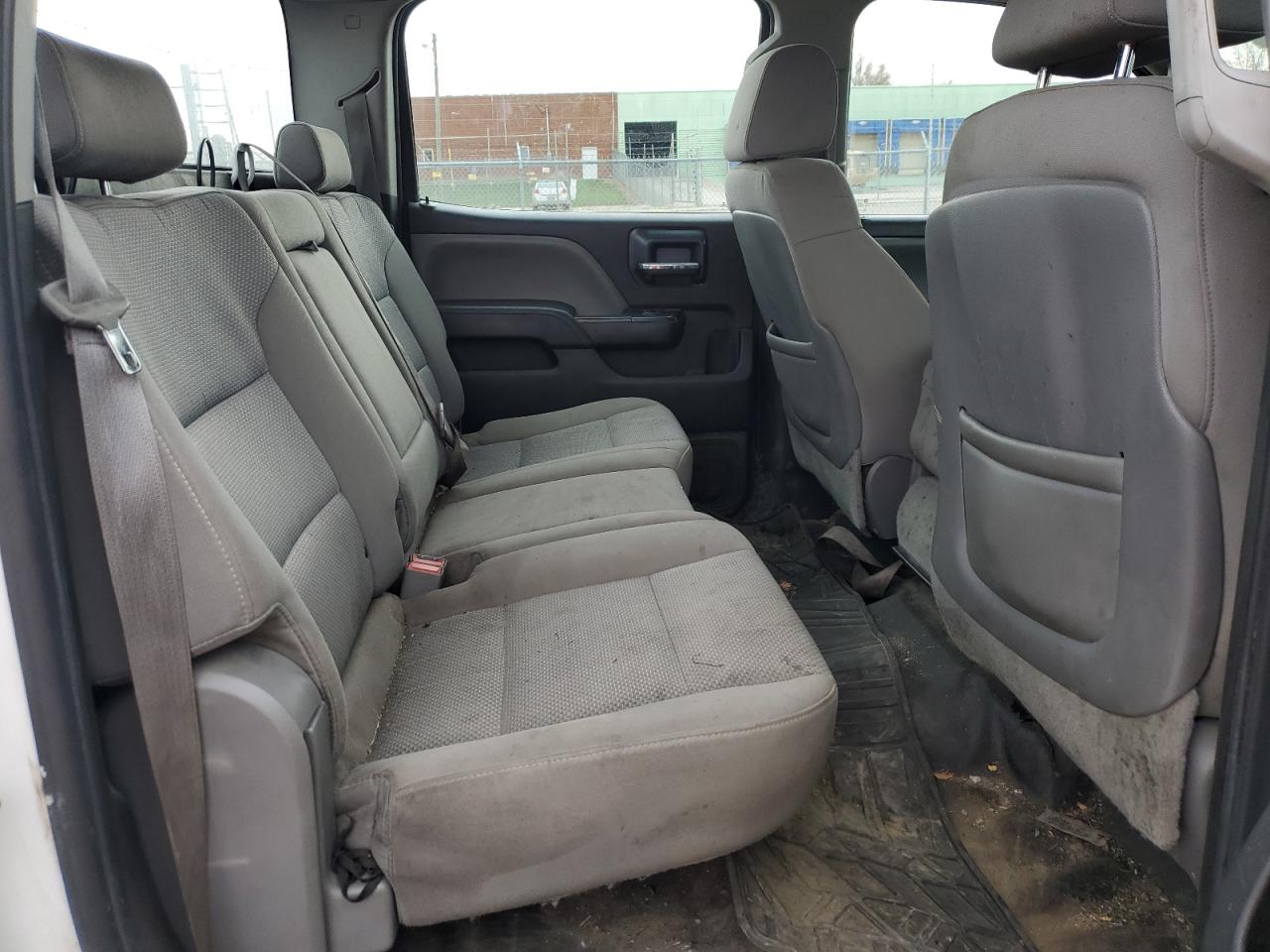 2015 Chevrolet Silverado - Image 10