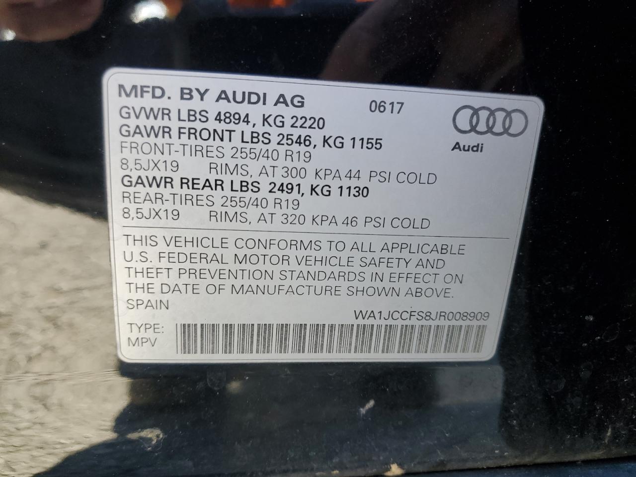 VIN WA1JCCFS8JR008909 2018 AUDI Q3 no.13