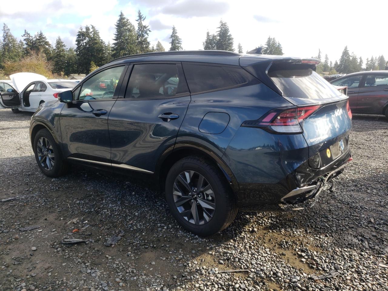 2023 Kia Sportage - Image 2