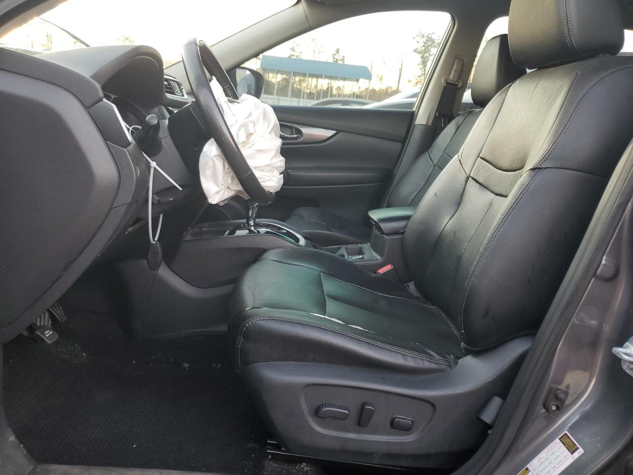 2016 Nissan Rogue - Image 7