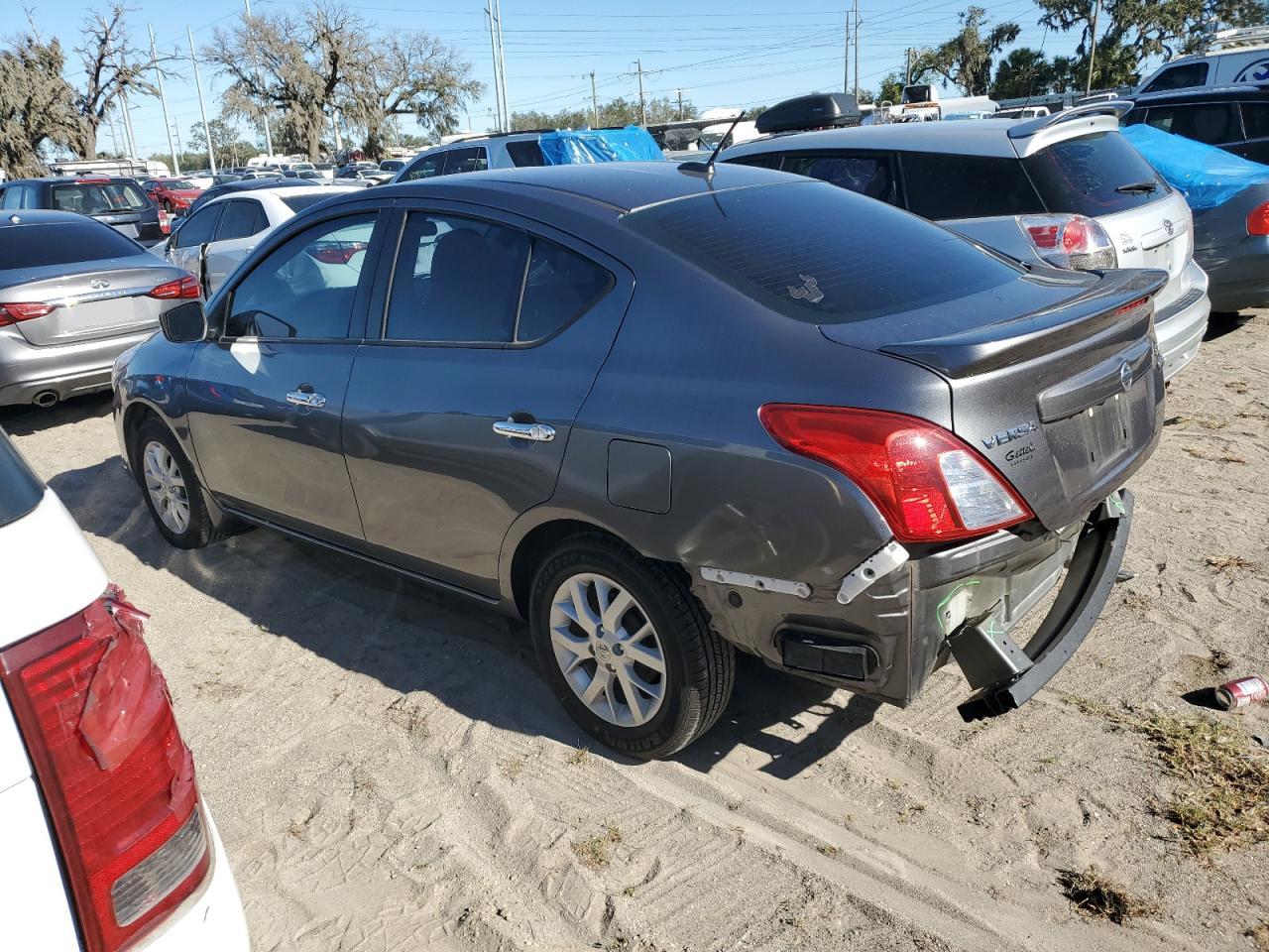 VIN 3N1CN7AP9HL883777 2017 NISSAN VERSA no.2