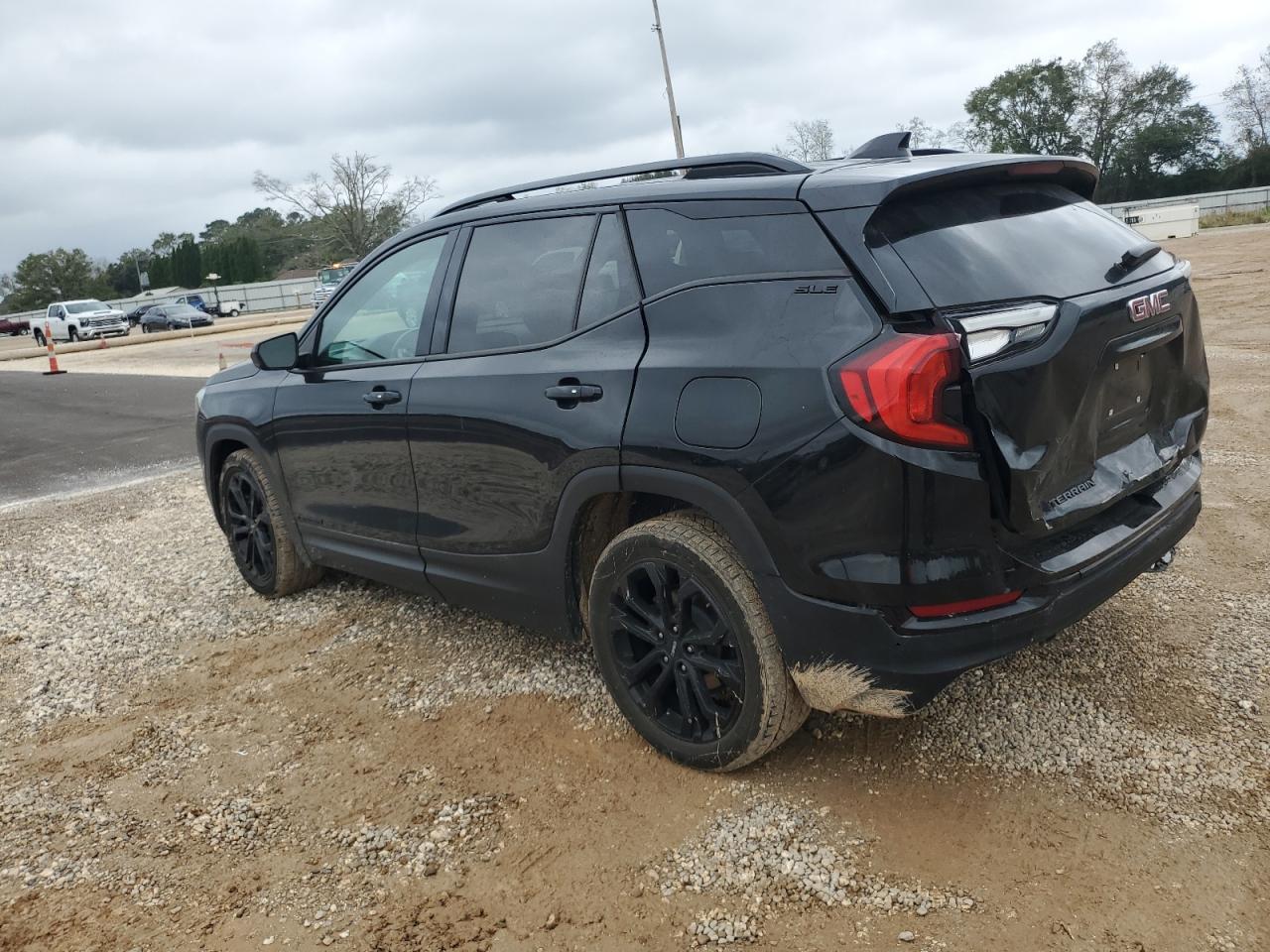2020 GMC Terrain - Image 2